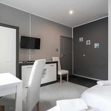 Keja Aparts - 04 Centrum Appartement *